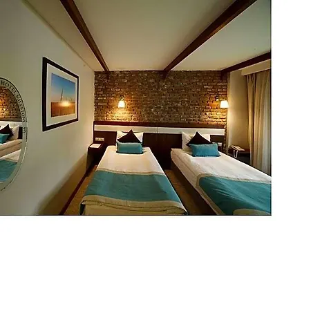 Milestone1915 Hotel 3*